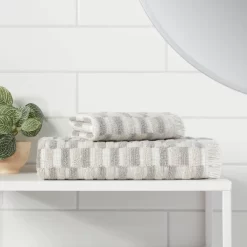 Checkerboard Towel Gray/White - Thresholdâ˘