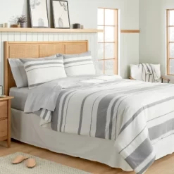 Herringbone Stripe Comforter & Sham Set Sour Cream/Railroad Gray -Safavieh Store GUEST c1de9510 0cb1 4d6a 8f79 c0da648367c9